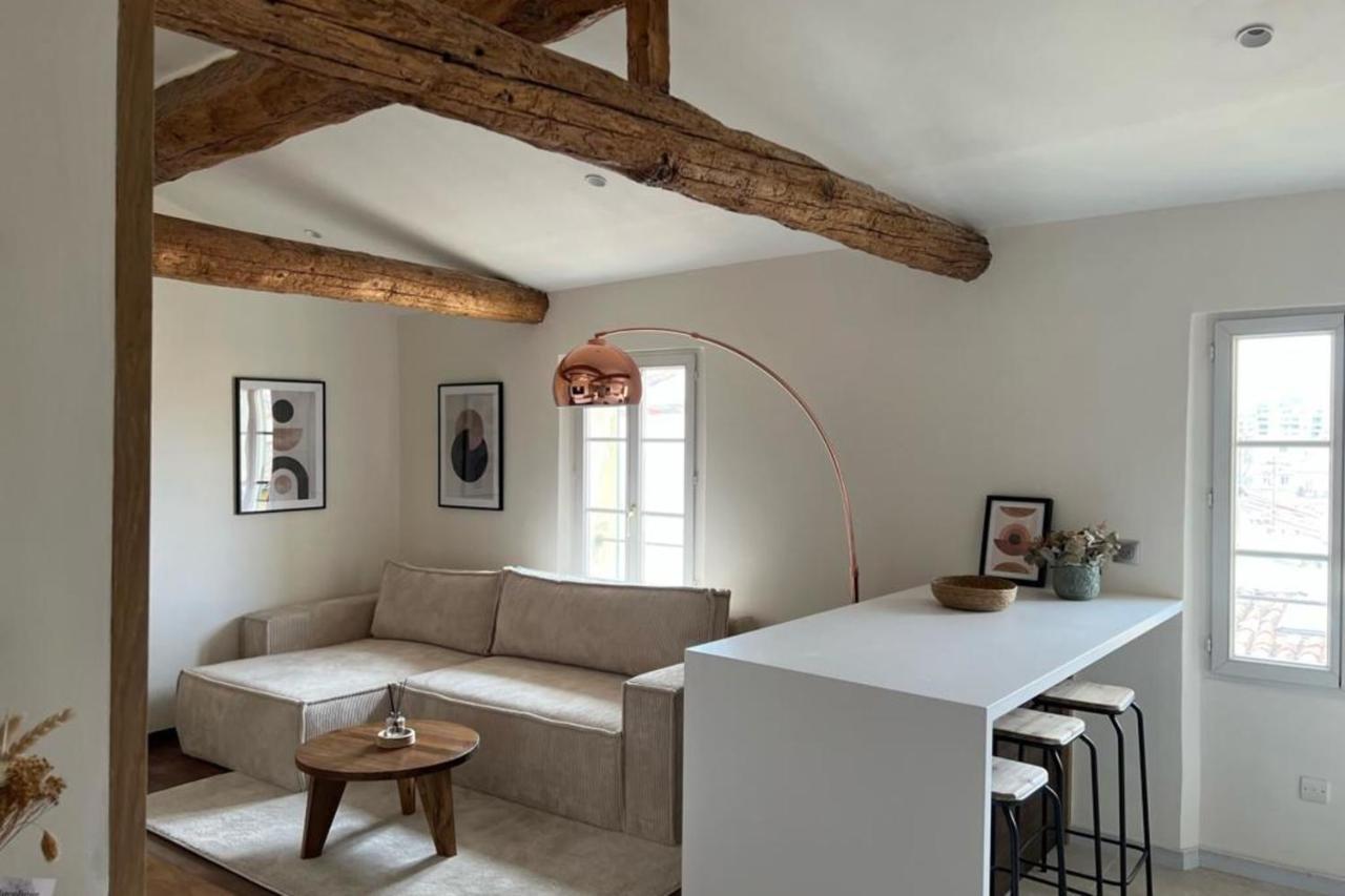 Apartment With Mediterranean Charm In The Heart Of The Provencal Market Антиб Экстерьер фото