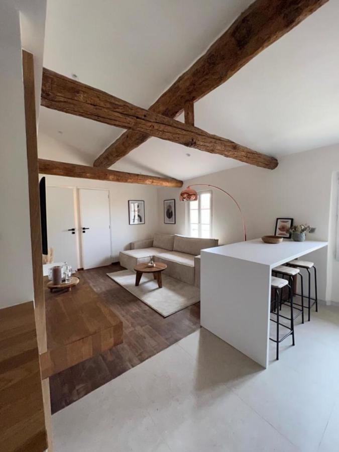 Apartment With Mediterranean Charm In The Heart Of The Provencal Market Антиб Экстерьер фото